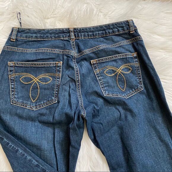 Ted Baker low rise medium wash boot cut denim jeans in size 6 - Picture 2 of 13